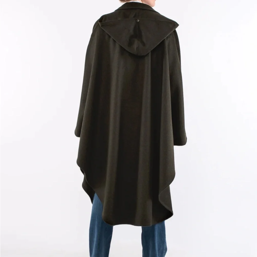 H. Moser Salzburg Maxi Black Trachten Cape with Loden Green Trim SZ 38 - Picture 14 of 16